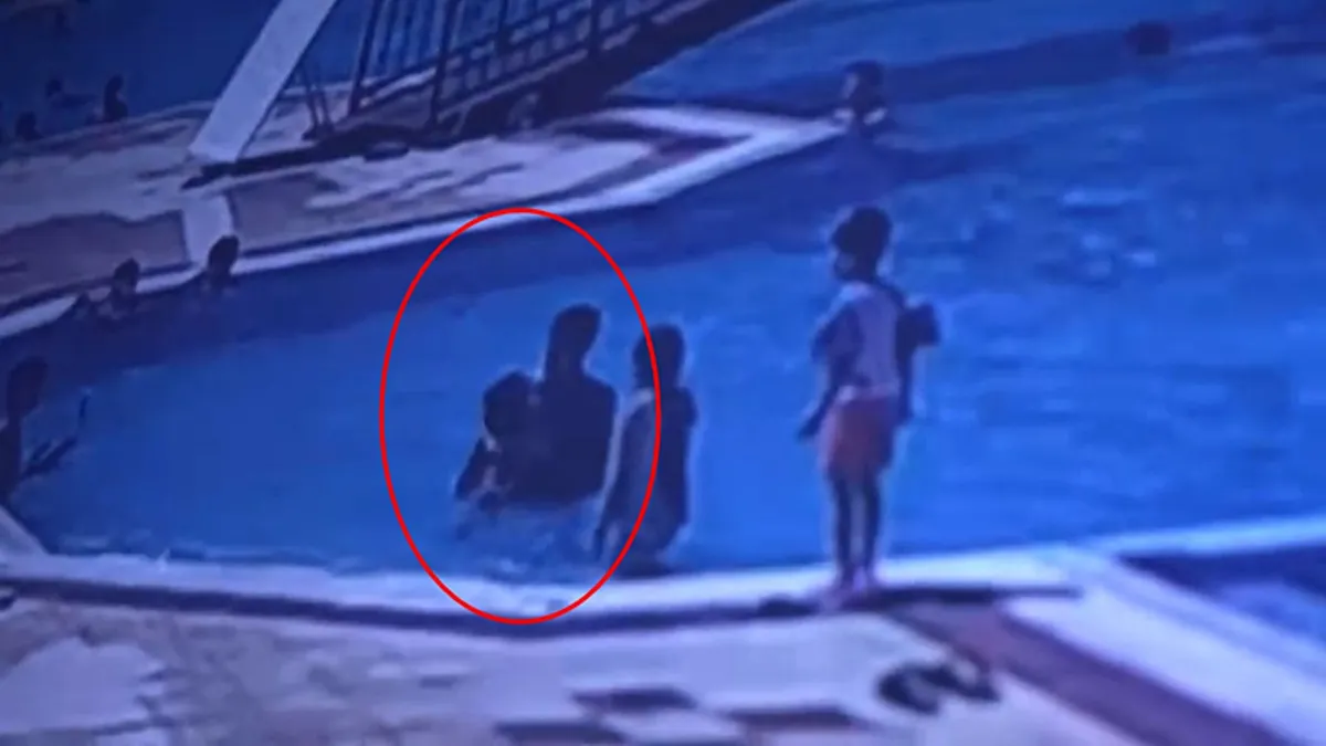 Alışveriş merkezinin havuzunda korku dolu dakikalar: 3 yaşındaki çocuk ölümden döndü! Alışveriş merkezinin havuzunda korku dolu dakikalar: 3 yaşındaki çocuk ölümden döndü!