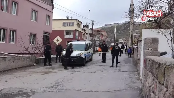 Kayseri'de alacak verecek tartışması bıçaklı kavgaya dönüştü: 1'i ağır 2 yaralı | Video