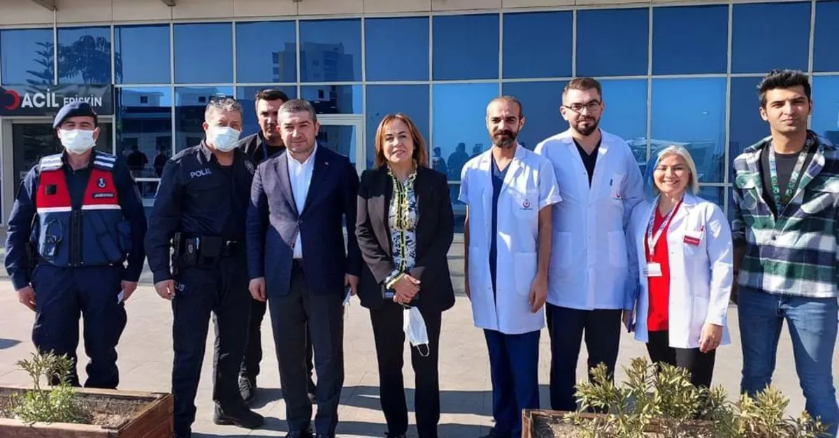 Ak Parti Milletvekili Zeynep G l Y lmaz Mersin de S kmad k El almad k ak-parti-milletvekili-zeynep-g-l-y-lmaz-mersin-de-s-kmad-k-el-almad-k