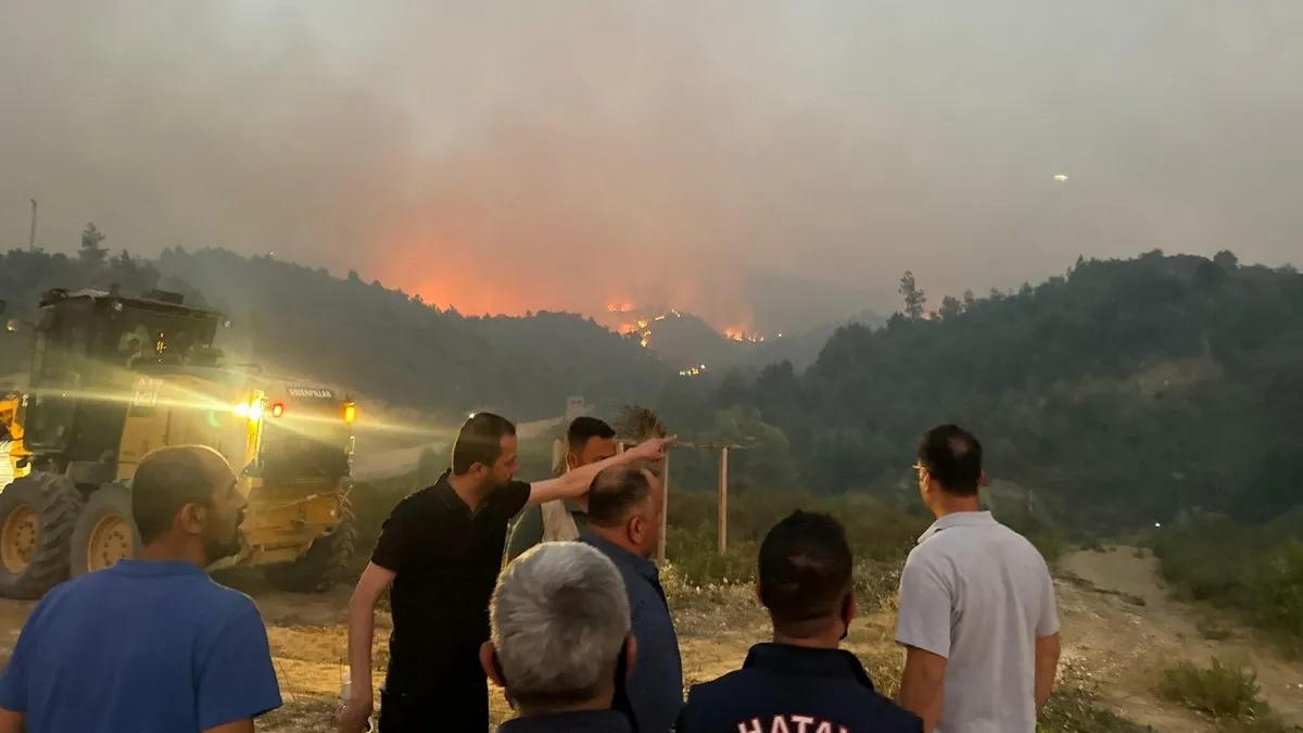 Yangın sınırlarımıza dayandı! Hatay teyakkuzda