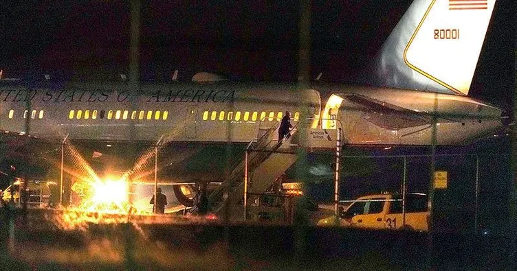 Mike Pence’in uçağı zorunlu dönüş yaptı