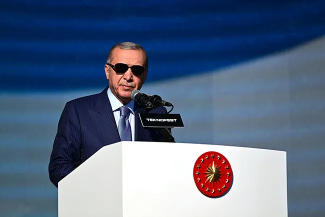baskan-erdogan-savunma-sanayiimiz-destan-yaziyor-1756392172810.jpeg