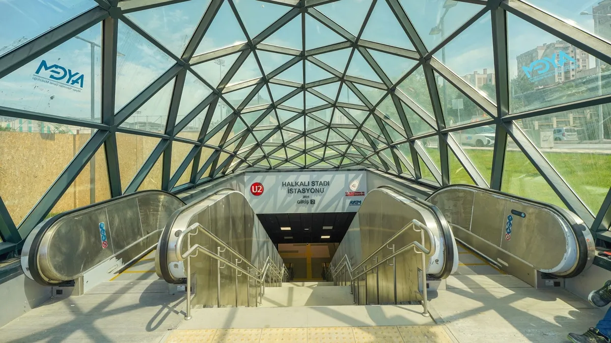 Türkiye’nin en uzun metro ringinin son halkası tamamlandı