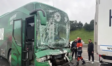 SON DAKİKA: Konyaspor otobüsü kaza yaptı: 3 kişi yaralandı!