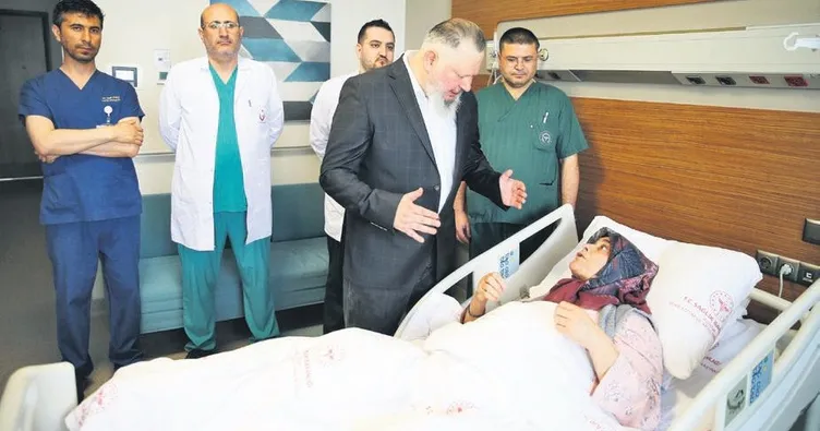 Karnından 6 yılda 20 kilo tümör çıktı