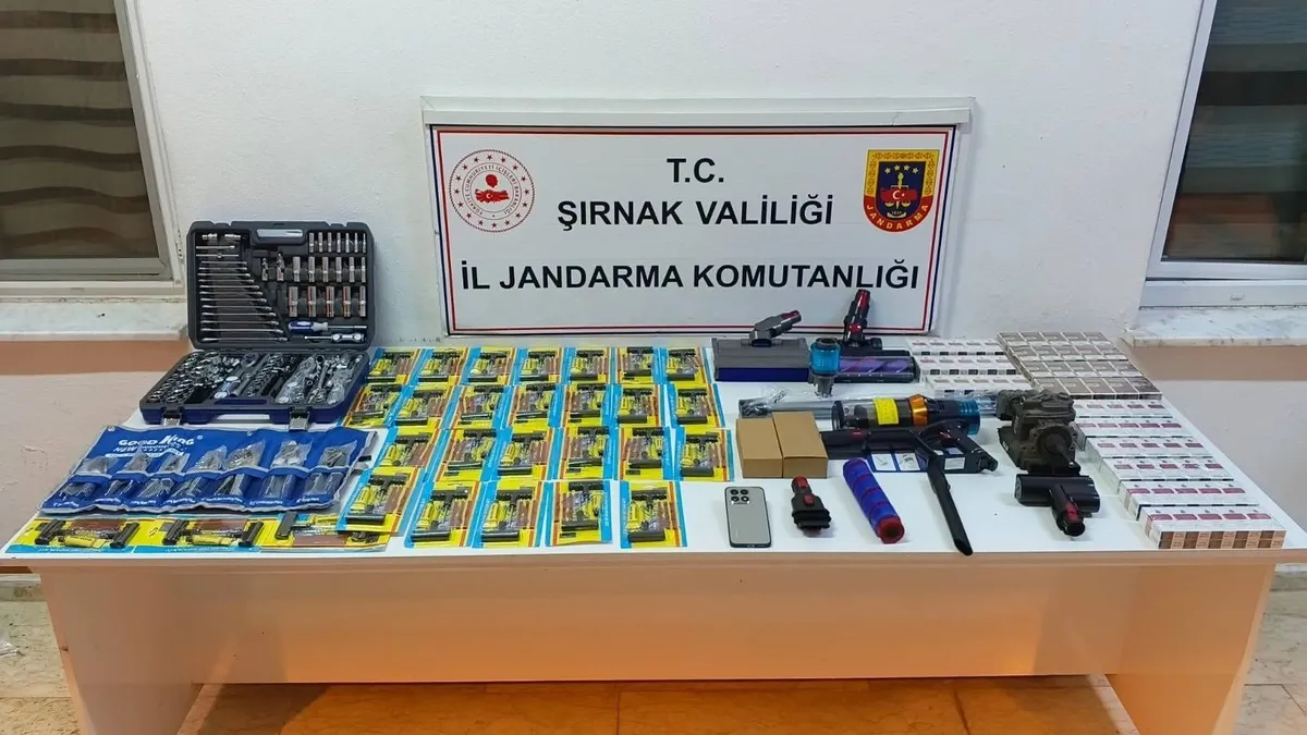 Şırnak’ta kaçakçılık operasyonlarında 147 gözaltı Şırnak’ta kaçakçılık operasyonlarında 147 gözaltı