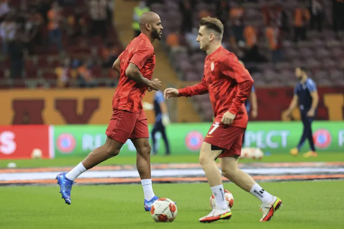 son-dakika-galatasarayda-3-isimle-yollar-ayriliyor-marcao-kerem-arasinda-yasanan-tokat-olayi-1633846719019.jpg