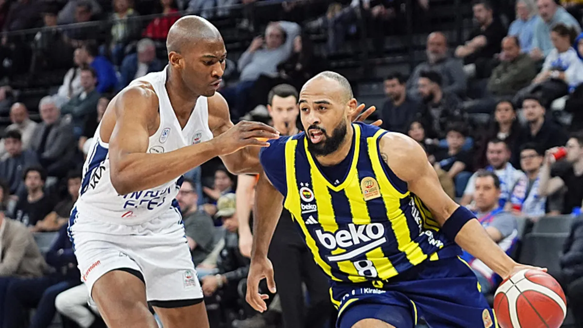 Fenerbahçe Beko, Anadolu Efes deplasmanında galip! Fenerbahçe Beko, Anadolu Efes deplasmanında galip!