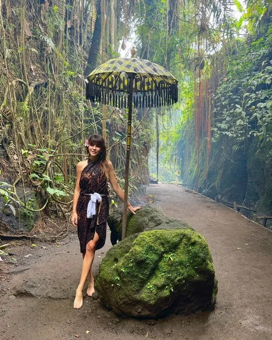 Engin Altan Düzyatan’dan 36 yaşına giren eşi Neslişah Alkoçlar’a romantik kutlama! İyi ki doğmuşsun birtanem