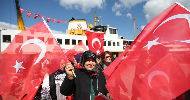 İstanbul Cumhur İttifakı mitingi için Yenikapı'ya akın etti