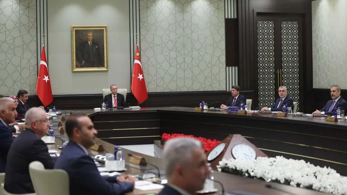 SON DAKİKA | Kabine Toplantısı başladı! İşte masadaki konular SON DAKİKA | Kabine Toplantısı başladı! İşte masadaki konular