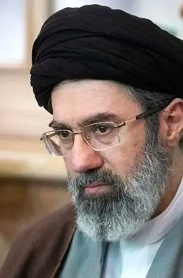 İran’da yeni lider oğul Hamaney iddiası