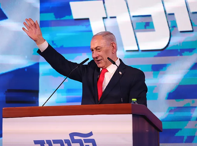 israilde-kritik-secimlerde-oy-sayimi-tamamlandi-sandiktan-koalisyon-belirsizligi-cikti-1793299717292.jpg (800×595)