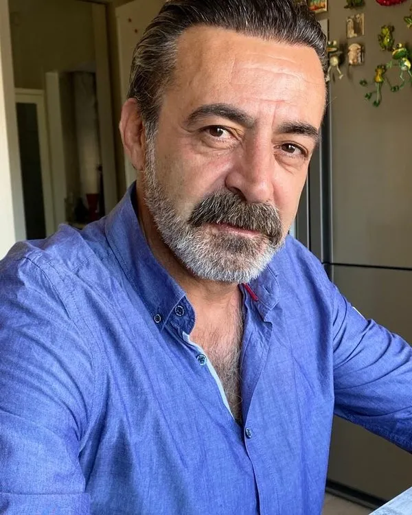 Ünlü oyuncu Levent Ülgen o paylaşım sonrası çılgına döndü Bu