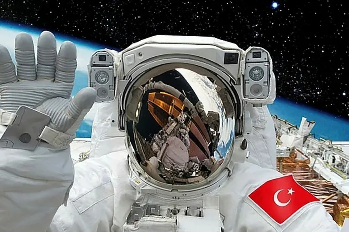 iki-turk-astronot-adayi-subatta-amerika-yolcusu-1675053363825.jpg