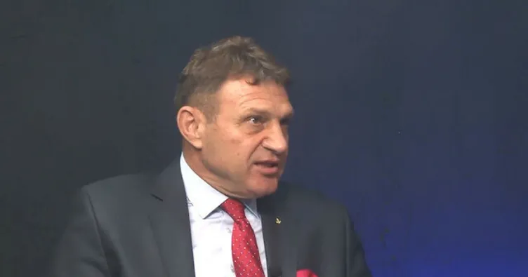 Darbe imalı bildiride imzası olan Türker Ertürk’ün terör örgütü PYD’ye destek verdiği ortaya çıktı