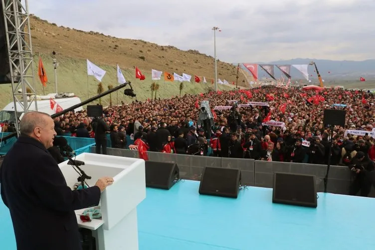 Son dakika! İzmir Ege Otoyolu projesi böyle açıldı! Açılıştan dakikalar önce dikkat çeken detay...