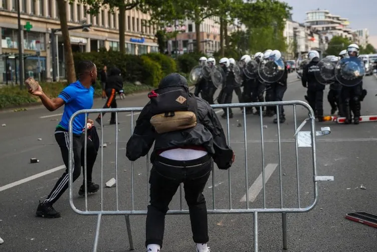 Brüksel'deki ırkçılık karşıtı gösterinin ardından lüks mağazalar yağmalandı