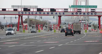 1915 Çanakkale Köprüsü’ne akın! Araçlardan inip hatıra fotoğrafı çektirdiler