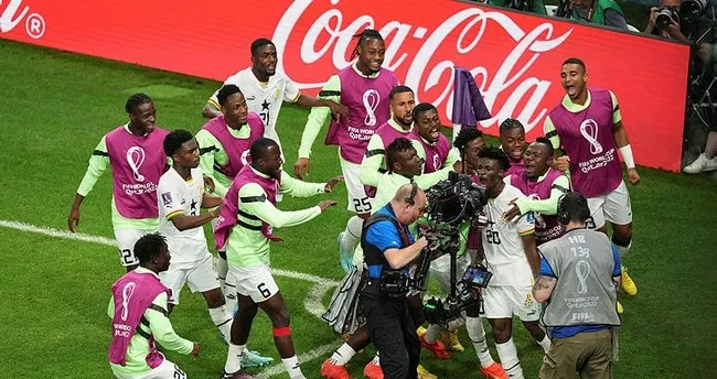 Dünya Kupası'nda Gana, Güney Kore'yi 3 golle geçti...