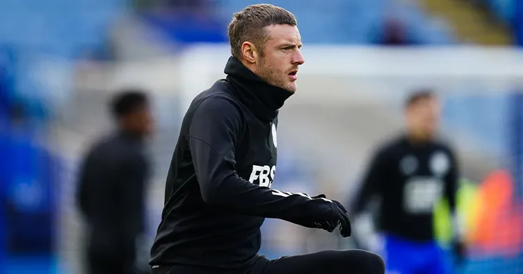 39 yaşındaki Jamie Vardy imzayı attı!