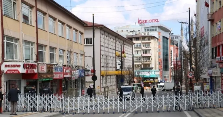 Sivas’ta sokağa çıkma yasağını ihlal eden 347 kişiye para cezası