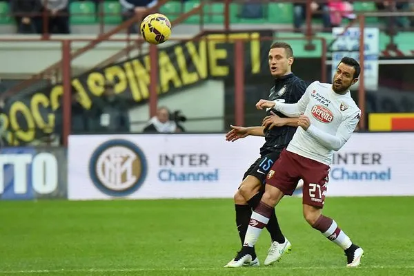 Antonio Candreva'dan dalak parçalayan şut!