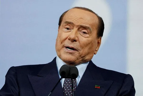 Berlusconi'nin Zelenskiy'e yönelik sözleri polemiğe yol açtı