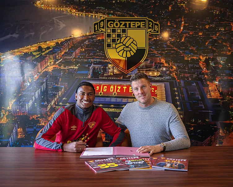 Süper Lig’de transferler peş peşe açıklandı! İşte atılan tüm imzalar...