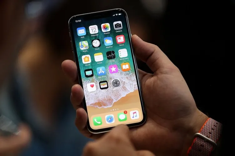 Apple’dan Ucuz iPhone X geliyor