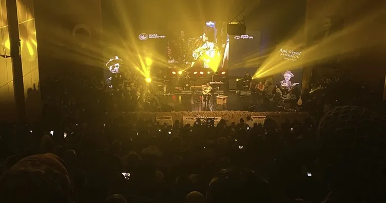 Sivas’ta Âşık Veysel türkülerle anıldı