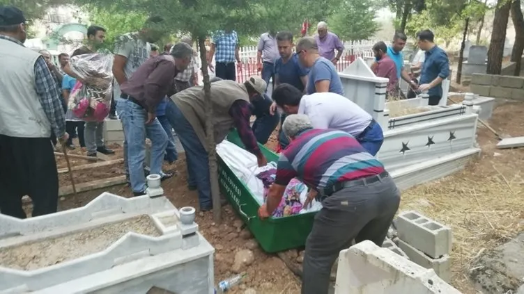Morgda cenazeler karışınca mezar açıldı