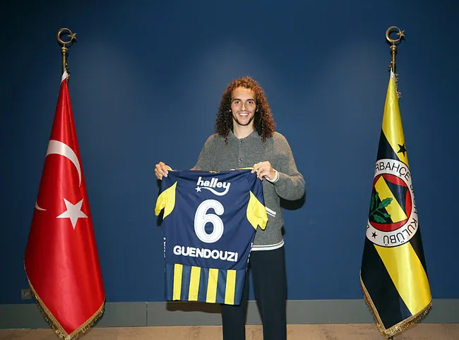 fenerbahcede-guendouziden-tedescoya-mesaj-1768028249938.jpg