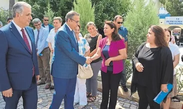 Silifke’yi gezdi vatandaşla buluştu