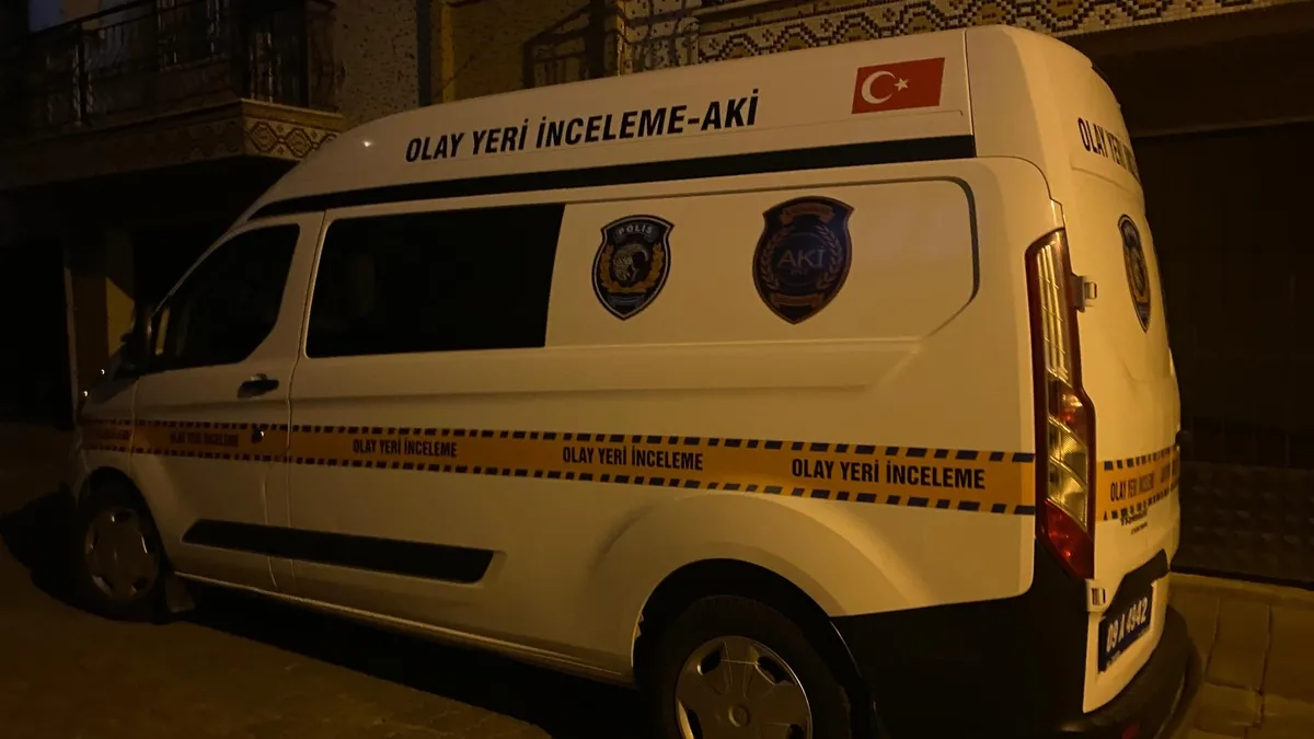 Aydın’da şüpheli ölüm! Kötü koku acı gerçeği ortaya çıkardı: Yaşlı adamın cansız bedeni evinde bulundu! Aydın’da şüpheli ölüm! Kötü koku acı gerçeği ortaya çıkardı: Yaşlı adamın cansız bedeni evinde bulundu!