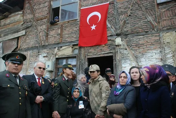 Şehit Piyade Uzman Çavuş Necmettin Yiğit son yolculuğuna uğurlandı