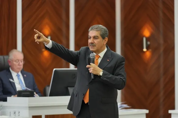 esenler-belediyesi-butcesinin-yarisi-yatirima-1791555386211.jpg