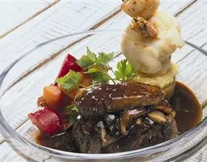 Surf And Turf Deniz tarağı ve karidesli ızgara bonfileMiami Mutfağından