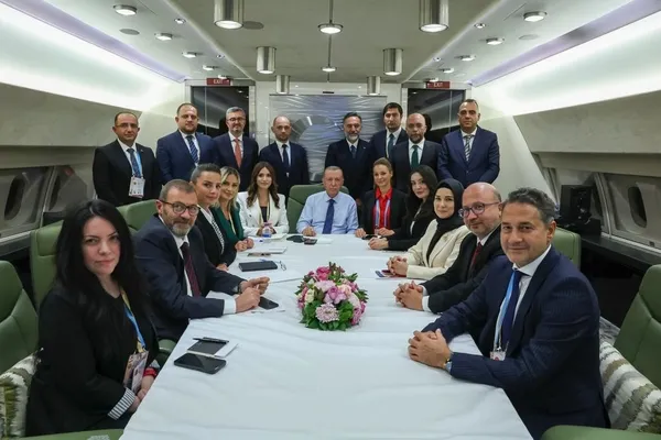 son-dakika-olasi-istanbul-depremi-baskan-erdogan-hazirliklari-duyurdu-yeni-telsiz-sistemi-kuruldu-1692617991115.jpg Son dakika: Olası İstanbul depremi! Başkan Erdoğan hazırlıkları duyurdu: Yeni telsiz sistemi kuruldu