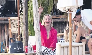 Gizem Sultan tatilde