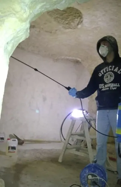 1 Euro'ya aldıkları evi saraya dönüştürdüler