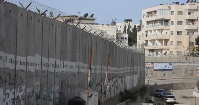 İsrail’in kararıyla, Gazze’den Batı Şeria’ya mal girişi yarından itibaren duracak İsrail’in kararıyla, Gazze’den Batı Şeria’ya mal girişi yarından itibaren duracak