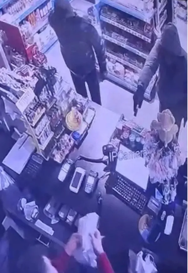 1792311818372.jpg