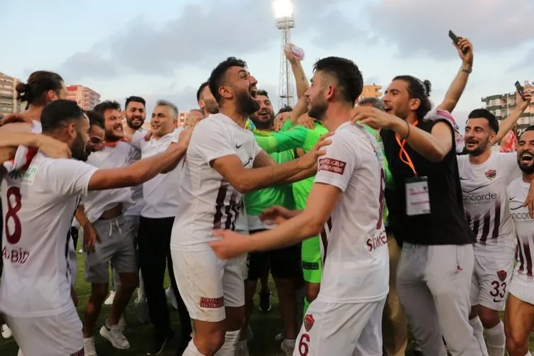 Hatayspor’un şampiyonluğu kentte coşkuyla kutlandı