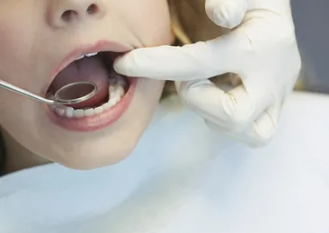 Dişlerinize tuzak kuran 5 gizli düşman! Ergenler özellikle risk altında