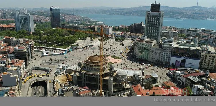 Minarelerinin yapımına başlanan Taksim Camii havadan görüntülendi