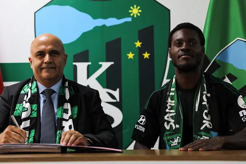 Süper Lig'de transfer rüzgarı! İşte resmen açıklanan tüm imzalar (2026-2027)