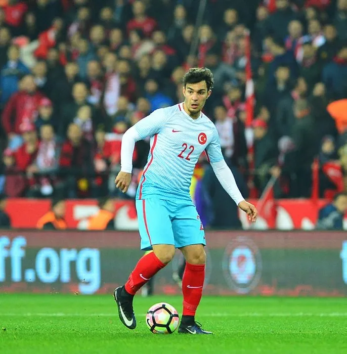 Trabzonspor’da ilk transfer Serdar Taşçı!