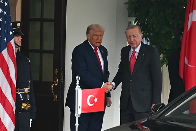 baskan-erdogan-trumpin-gosterdigi-cabayi-ve-liderligi-takdir-ediyorum-1759180191380.jpeg Başkan Erdoğan: Trump’ın gösterdiği çabayı ve liderliği takdir ediyorum