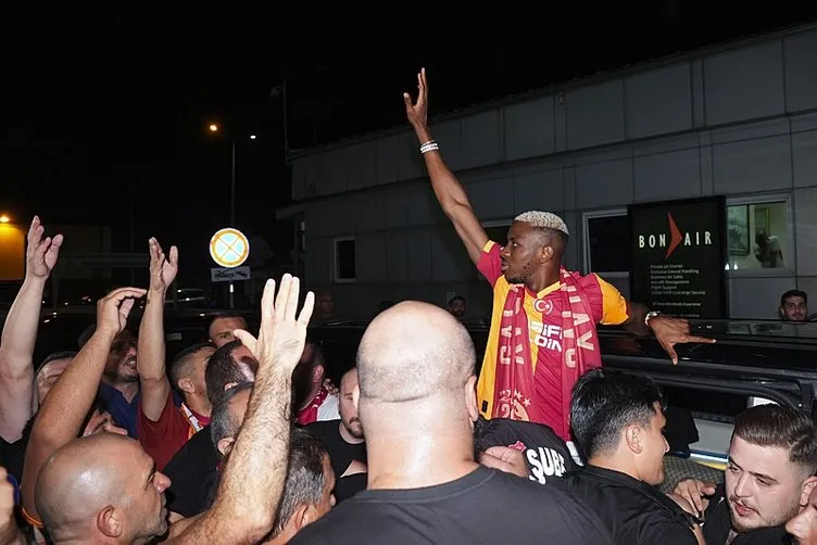 Avrupa Osimhen transferini konuştu! Nijeryalı yıldız gündemi sarstı: Hayali bile imkansız
